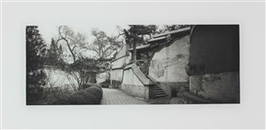 Image description is not available for 2001.040